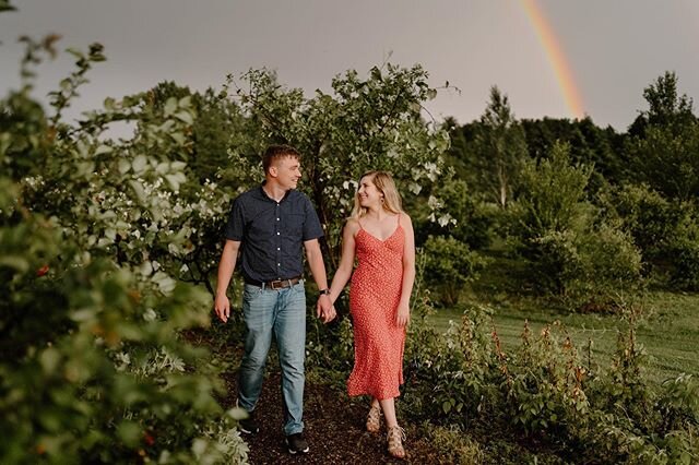 Okay you know that big storm that was all across Ohio on Wednesday. We got caught in it right in the middle of their engagement session! We waited the storm out in a shelter house and I&rsquo;m so happy we did because this was the aftermath 